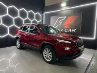 Usado Jeep Cherokee Night Eagle 200 CV (147 kW) 2016 Granate SUV