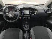 Usado Toyota Aygo X Play 72 CV (52 kW) 2023 Negro SUV