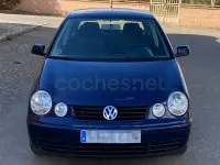 Usado VW Polo Trendline 75 CV (55 kW) 2004 Azul Berlina