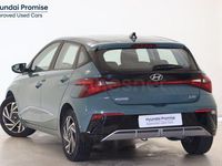 Usado Hyundai i20 100 CV (73 kW) 2025 Verde Utilitario