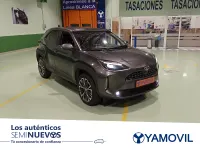 Usado Toyota Yaris Style 116 CV (85 kW) 2021 Gris Utilitario