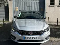 Usado Fiat Tipo Mirror 95 CV (69 kW) 2019 Gris / plata Berlina