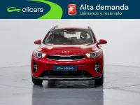 Usado Kia Stonic 79 CV (58 kW) 2025 Rojo SUV