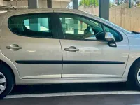Usado Peugeot 207 95 CV (69 kW) 2009 Gris / plata Berlina