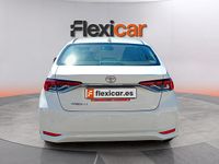 Usado Toyota Corolla Active 140 CV (102 kW) 2022 Blanco Berlina