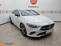 Usado Mercedes CLA180 136 CV (100 kW) 2023 Blanco Coupe