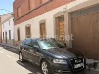 Usado Audi A3 Sportback Attraction 105 CV (77 kW) 2011 Negro Utilitario