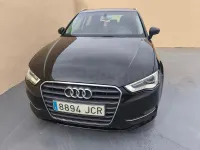 Usado Audi A3 Attraction 110 CV (80 kW) 2015 Negro Berlina