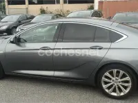 Usado Opel Insignia Business Elegance 200 CV (147 kW) 2021 Gris / plata Berlina