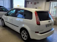 Usado Ford C-MAX Ghia 115 CV (84 kW) 2007 Blanco Monovolumen