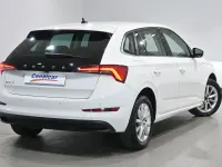 Usado Skoda Scala Style 116 CV (85 kW) 2019 Blanco Utilitario