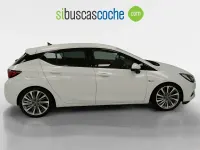 Usado Opel Astra Elegance 122 CV (89 kW) 2020 Blanco