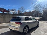 Usado VW Golf VIII Life 115 CV (84 kW) 2021 Gris / plata Berlina