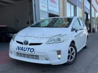 Usado Toyota Prius Advance 136 CV (100 kW) 2013 Blanco Berlina