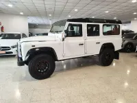 Begagnad Land Rover Defender SE 122 HK (89 kW) 2016 Vit Kombi
