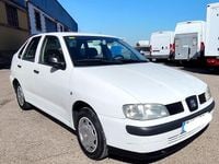 Usado Seat Cordoba Sport 100 CV (73 kW) 2003 Blanco Berlina