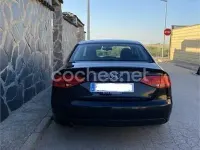 Usado Audi A4 Premium 120 CV (88 kW) 2012 Negro Familiar