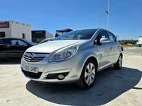 Usado Opel Corsa 75 CV (55 kW) 2008 Gris Utilitario