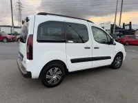 Usado Citroën Berlingo Seduction 114 CV (83 kW) 2015 Blanco Monovolumen