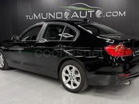 Usado BMW 318 Comfort Edition 143 CV (105 kW) 2014 Negro Berlina