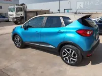 Usado Renault Captur Intens 90 CV (66 kW) 2015 Azul SUV