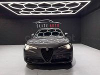 Usado Alfa Romeo Stelvio Ti 210 CV (154 kW) 2021 Gris / plata SUV
