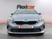 Usado Kia Ceed 101 CV (74 kW) 2021 Rojo Utilitario