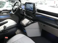 Usado Ford Tourneo Titanium X 170 CV (125 kW) 2025 Gris Monovolumen