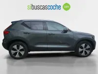 Usado Volvo XC40 Core 163 CV (119 kW) 2025 Verde SUV