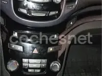 Usado Chevrolet Orlando LTZ 163 CV (119 kW) 2011 Blanco Monovolumen