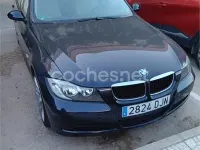 Usado BMW 320 150 CV (110 kW) 2005 Azul Berlina