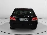 Usado Mercedes E300 231 CV (169 kW) 2015 Negro Familiar