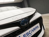 Usado Toyota Corolla Active 122 CV (89 kW) 2020 Blanco Berlina