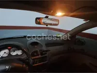 Usado Peugeot 206 75 CV (55 kW) 2005 Gris / plata Berlina