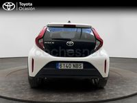 Usado Toyota Aygo X Play 72 CV (52 kW) 2025 Blanco SUV
