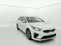 Usado Kia Ceed 136 CV (100 kW) 2021 Rojo Utilitario