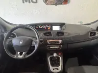 Usado Renault Scénic LIMITED 115 CV (84 kW) 2016 Blanco Monovolumen