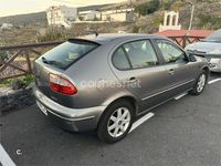 Usado Seat Leon Stella 105 CV (77 kW) 2004 Gris / plata Utilitario