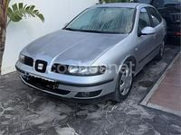 Usado Seat Toledo Stella 105 CV (77 kW) 2004 Gris / plata Berlina