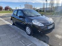 Usado Renault Clio II Authentique 75 CV (55 kW) 2009 Negro Berlina