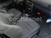 Usado Audi A3 Attraction 130 CV (95 kW) 2001 Azul Utilitario