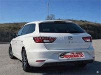 Usado Seat Leon Style Plus 115 CV (84 kW) 2017 Blanco Familiar