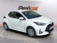 Usado Toyota Yaris Edition 72 CV (52 kW) 2022 Blanco Utilitario