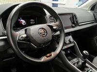 Usado Skoda Karoq Ambition 115 CV (84 kW) 2022 Gris / plata SUV