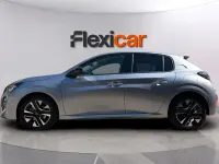 Usado Peugeot 208 Allure 101 CV (74 kW) 2025 Gris Utilitario