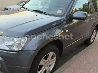 Usado Suzuki Grand Vitara 106 CV (77 kW) 2007 Gris / plata SUV