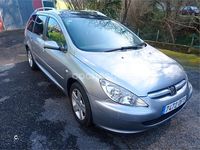Usado Peugeot 307 110 CV (80 kW) 2005 Gris / plata Familiar