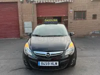 Usado Opel Corsa Selective 85 CV (62 kW) 2012 Negro Utilitario