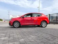 Usado Seat Ibiza Style 105 CV (77 kW) 2012 Rojo Berlina