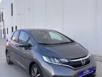 Usado Honda Jazz Elegance 102 CV (75 kW) 2018 Gris / plata Utilitario